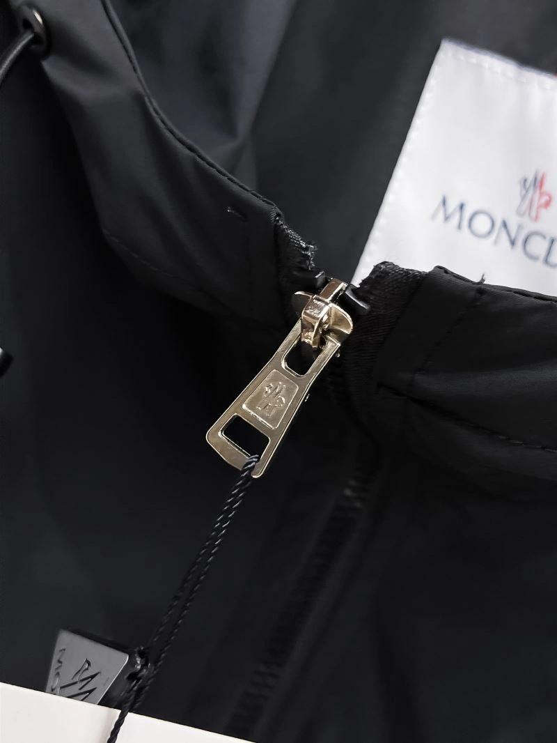EyeCatching Moncler Outwear 140762