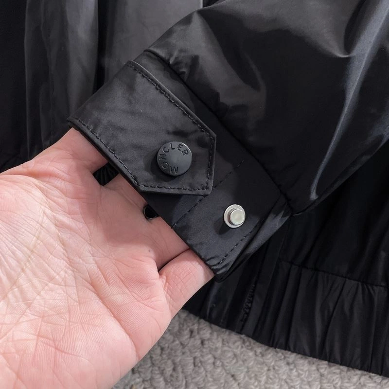 Resilient Moncler Outwear 140755