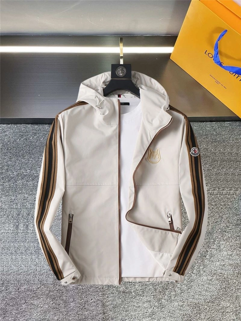 Moncler Outwear UrbanStyle 140750