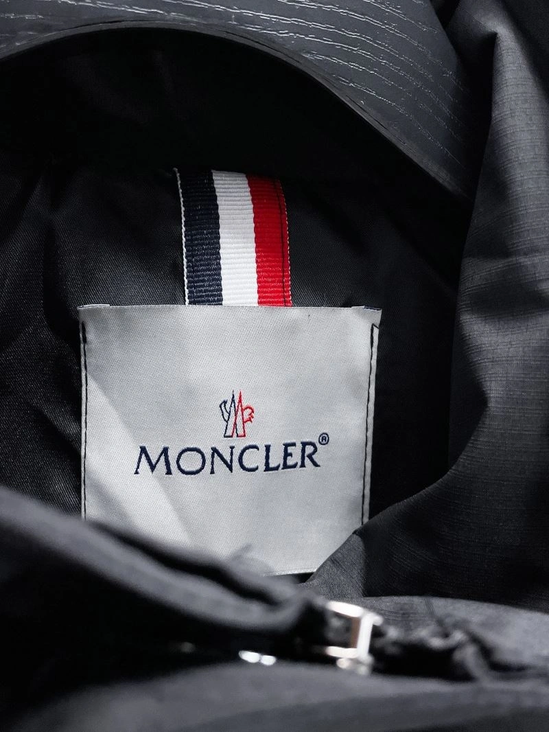 Moncler Outwear Popular 140757