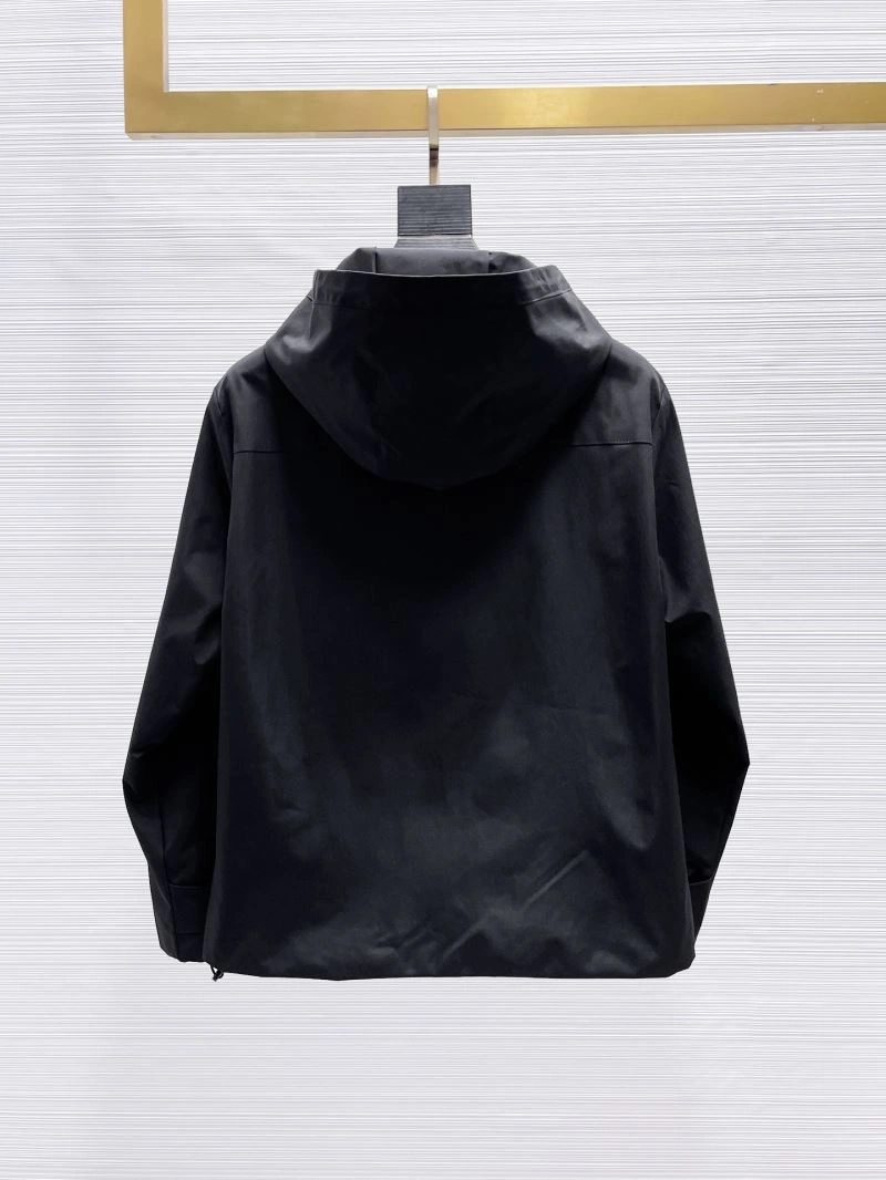 Moncler Outwear Durable 140747