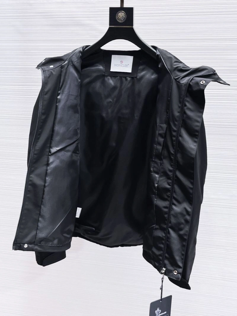 Moncler Outwear DailyWear 140745