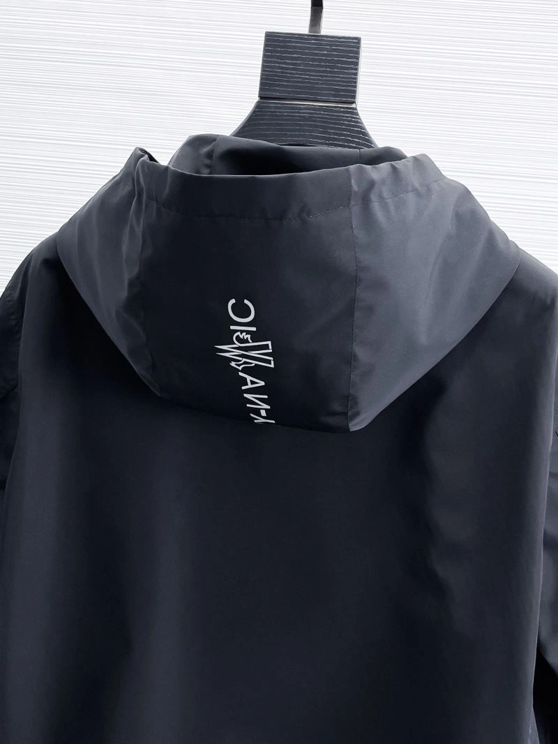 Moncler Outwear EasyCare 140773