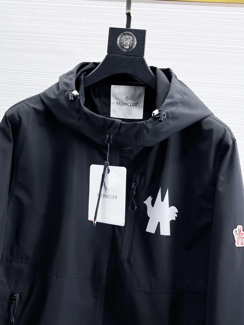 Moncler Outwear EasyCare 140773