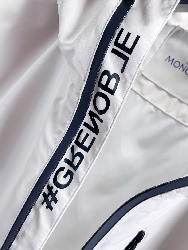 Contemporary Moncler Outwear 140742