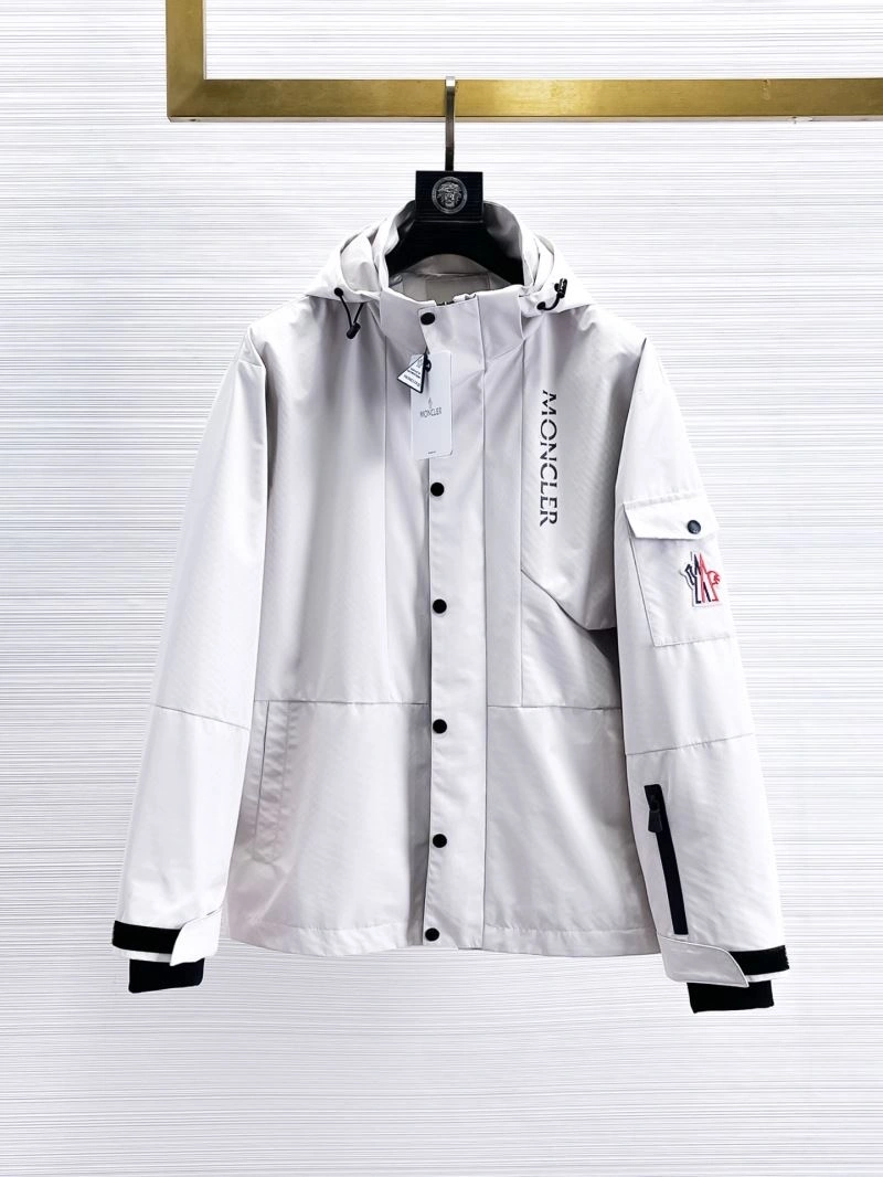 TimelessDesign Moncler Outwear 140774