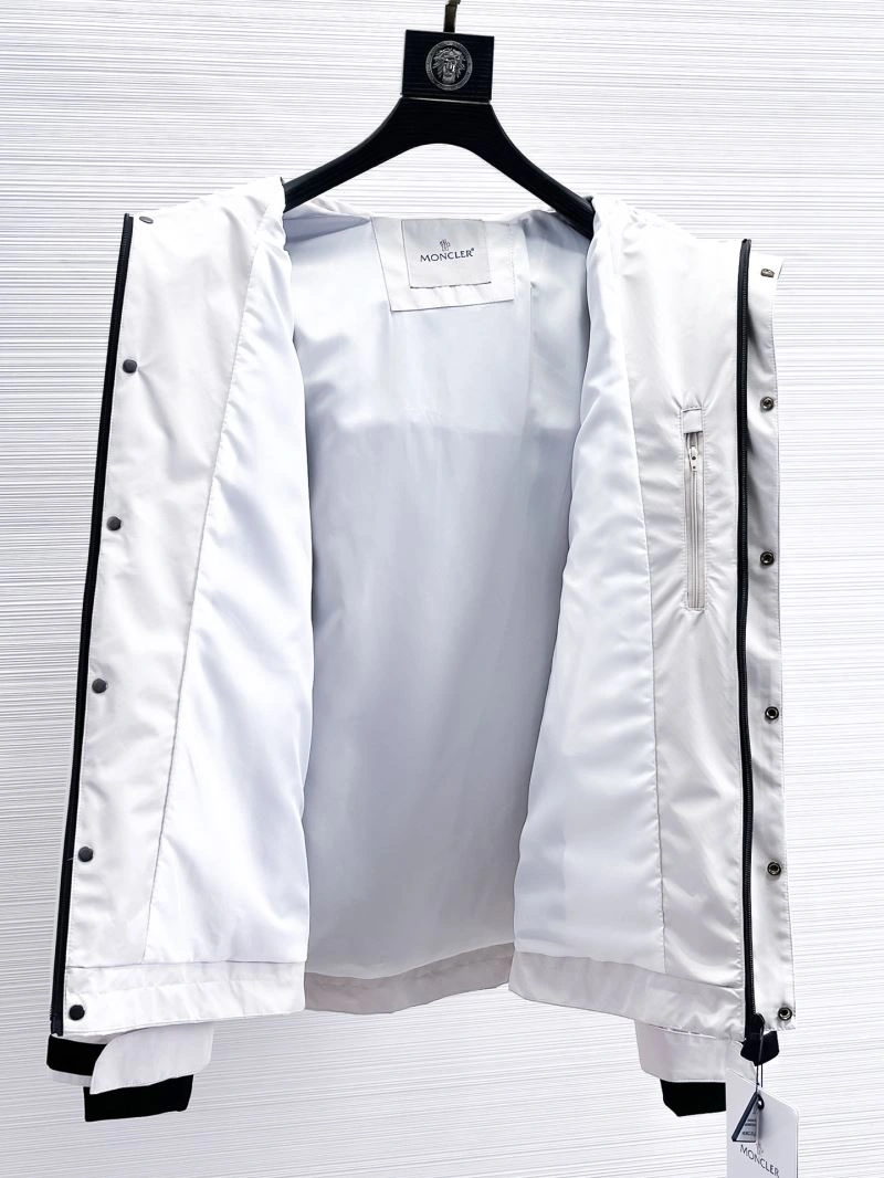 TimelessDesign Moncler Outwear 140774