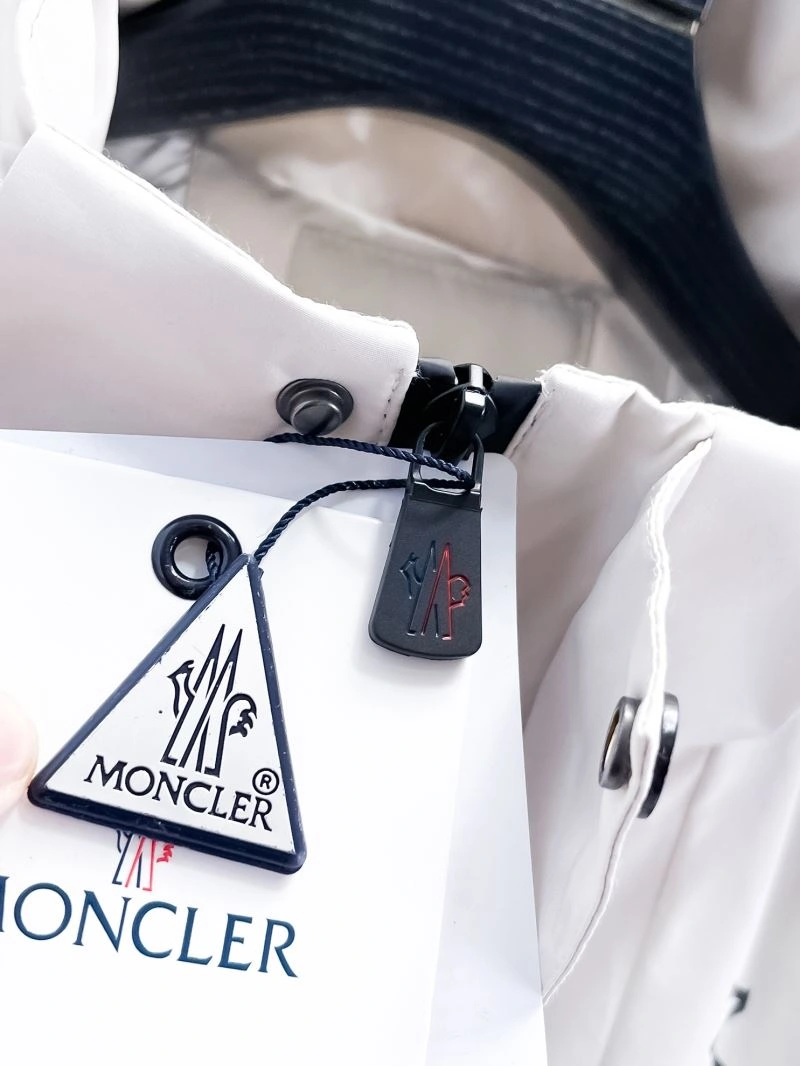 TimelessDesign Moncler Outwear 140774