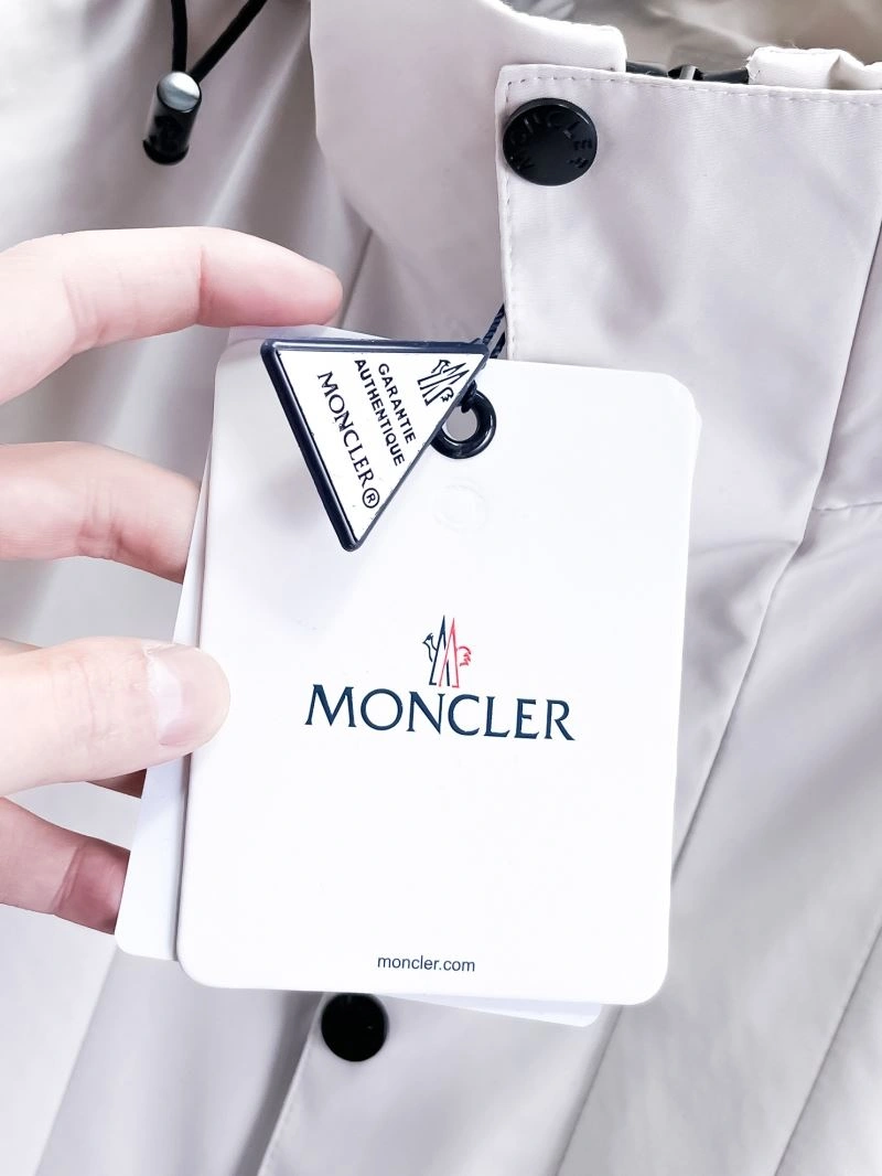 TimelessDesign Moncler Outwear 140774