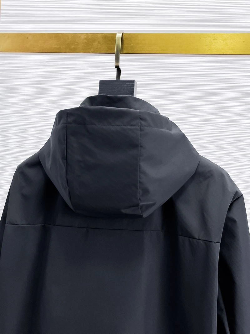 Moncler Outwear Youthful 140761