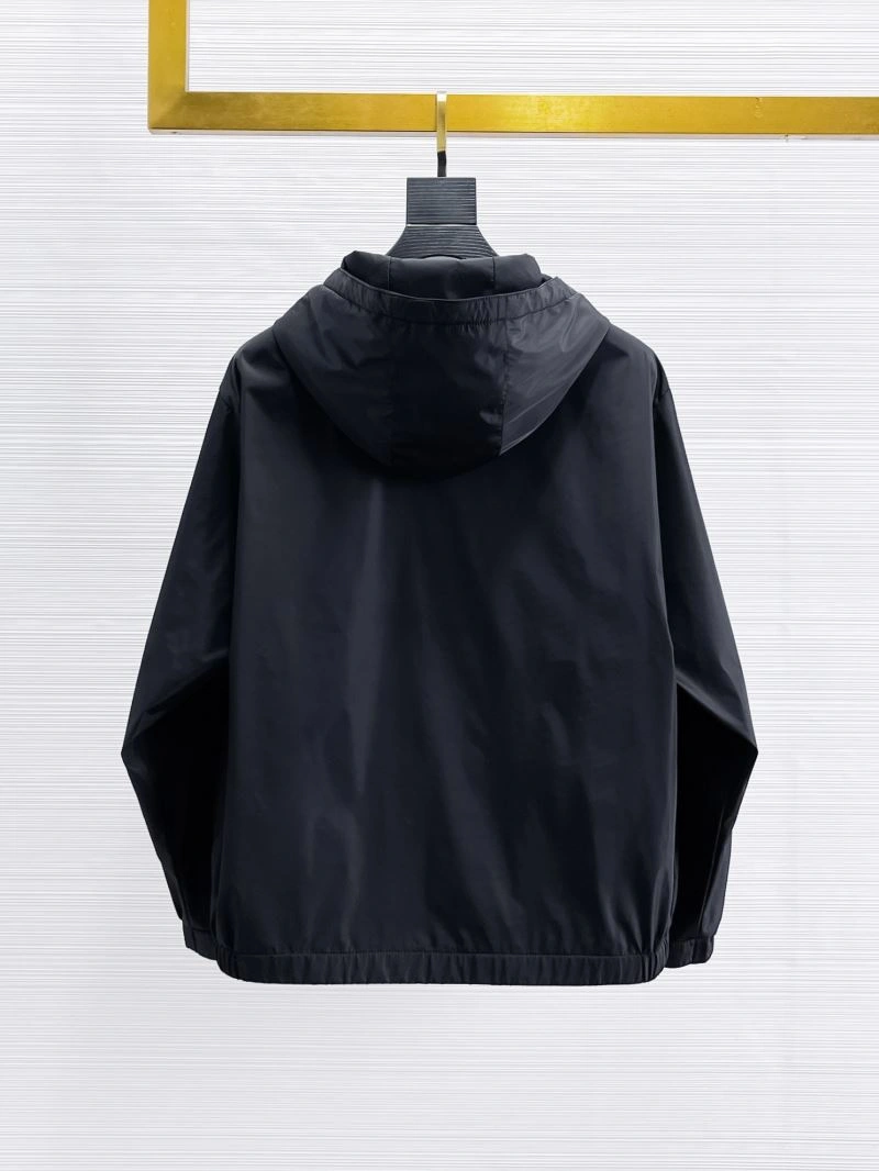 Sleek Moncler Outwear 140752