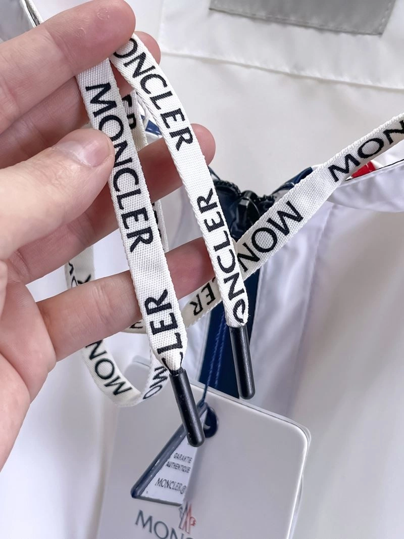 Moncler Outwear Fashionable 140740