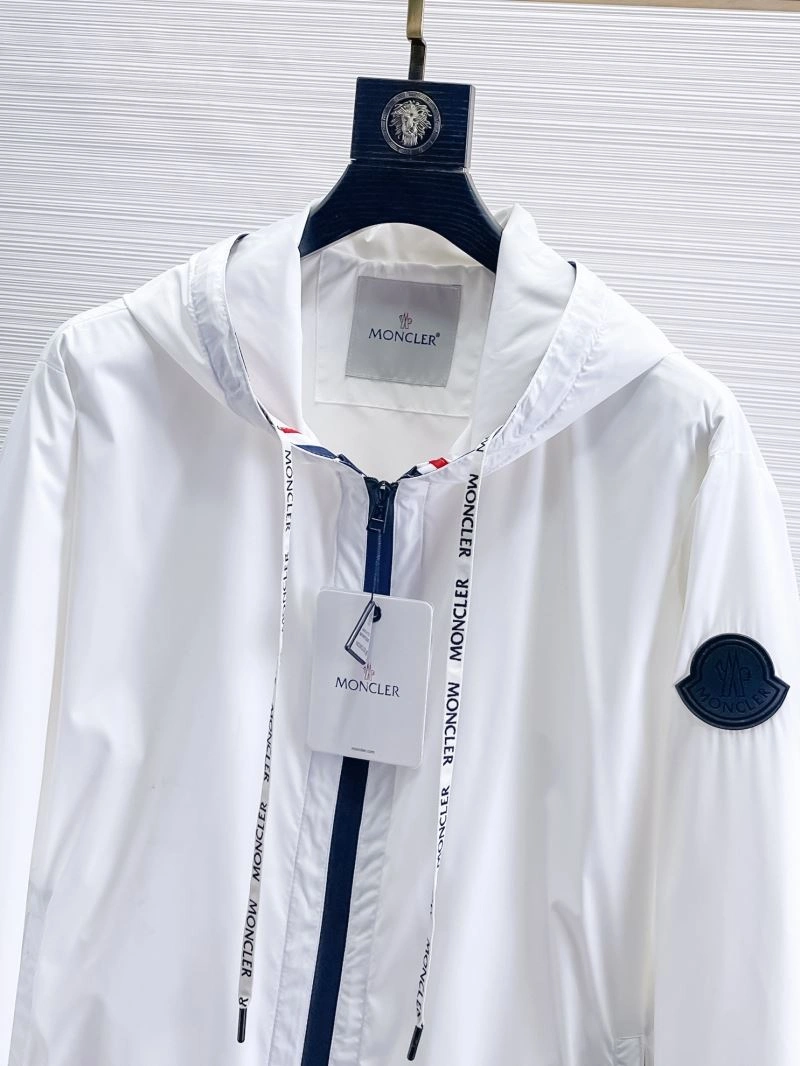 Moncler Outwear Fashionable 140740