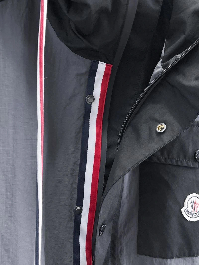 MultiPurpose Moncler Outwear 140753