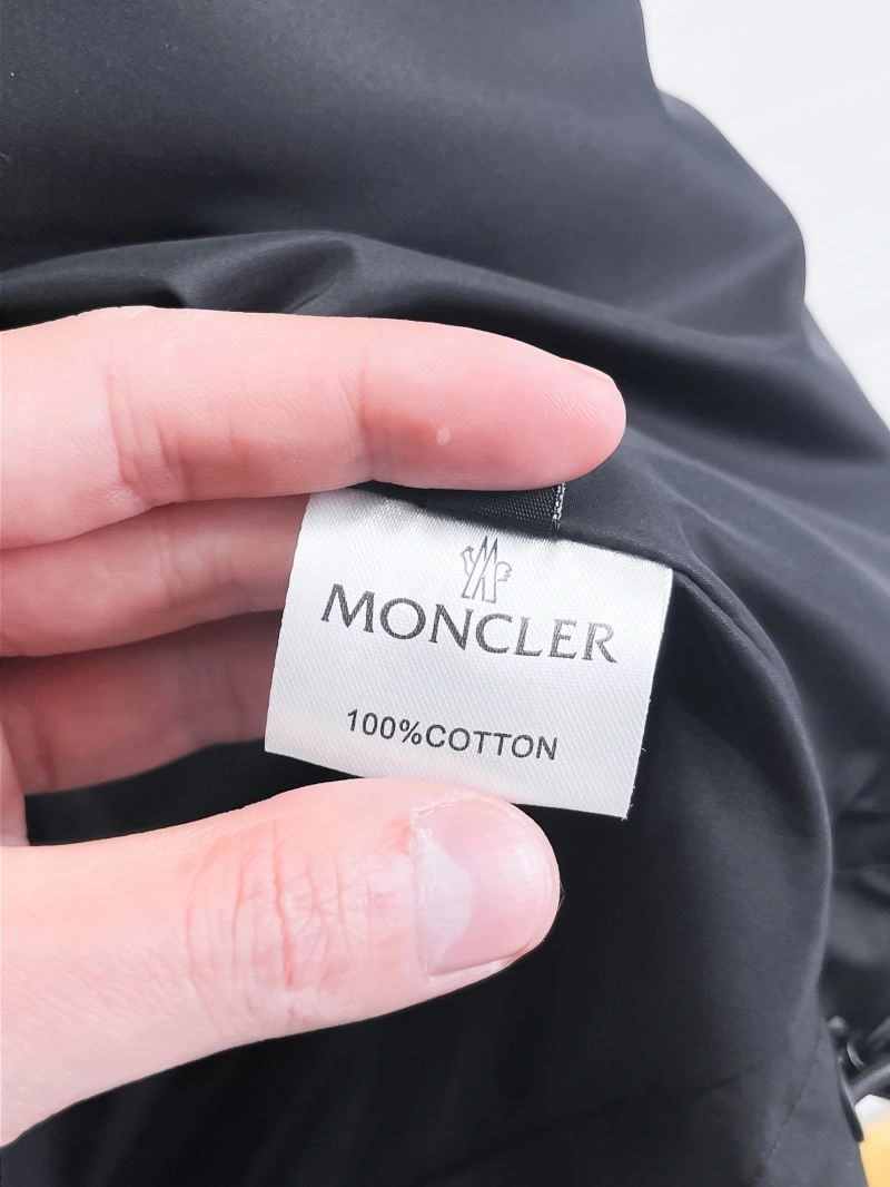 EasyCare Moncler Outwear 140746