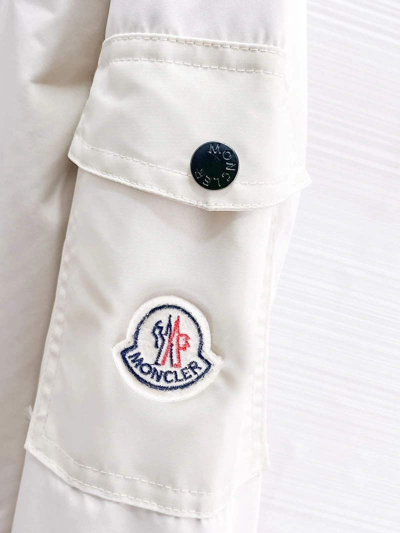 Moncler Outwear Sustainable 140767