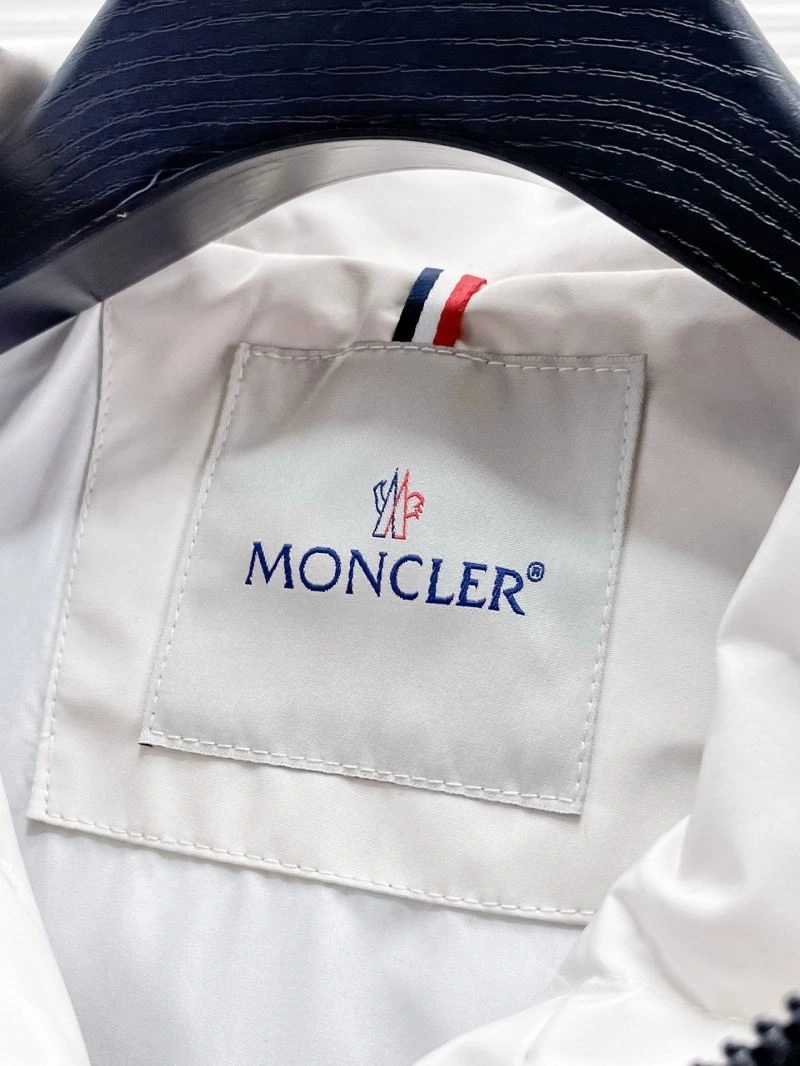 Moncler Outwear Sustainable 140767