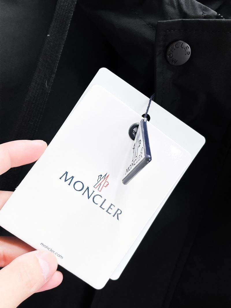 Moncler Outwear HighPerformance 140744