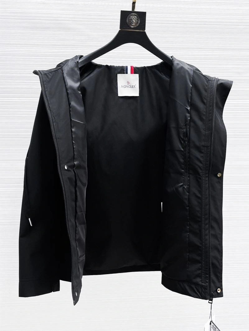 Moncler Outwear HighPerformance 140744