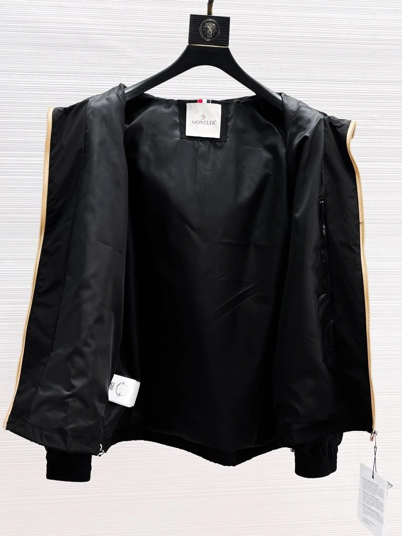 EasyCare Moncler Outwear 140739