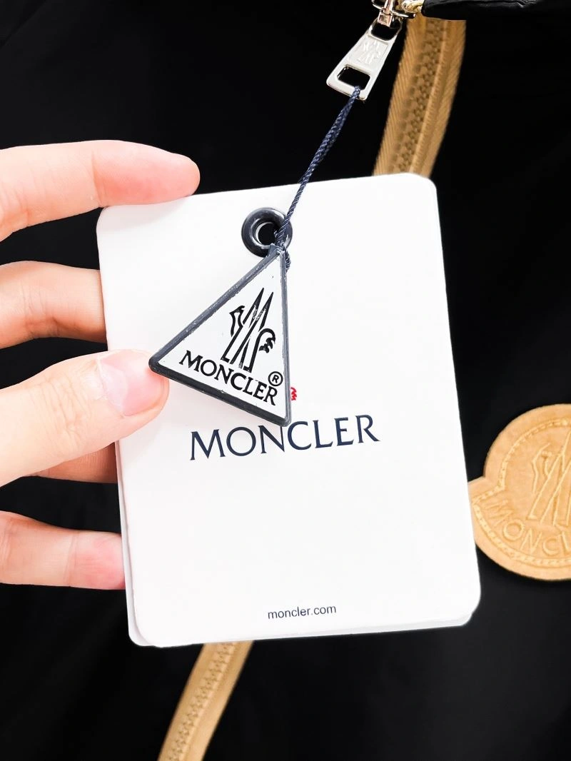 EasyCare Moncler Outwear 140739