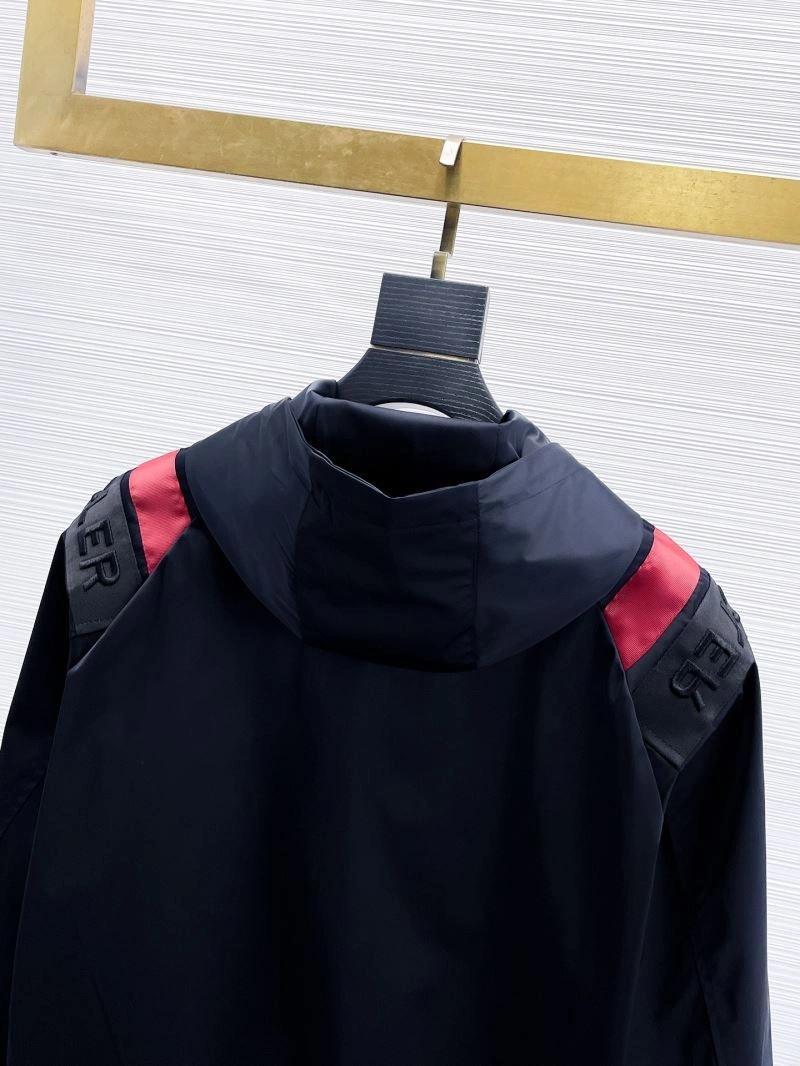 Sustainable Moncler Outwear 140736