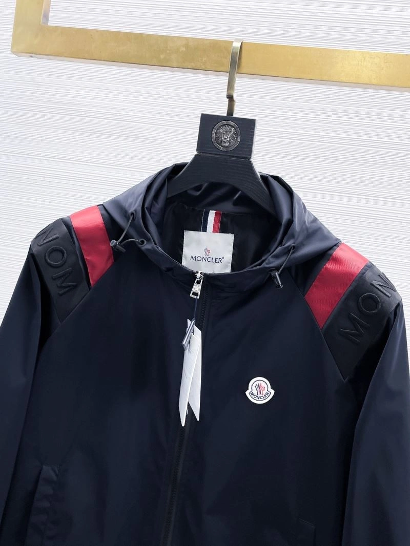 Sustainable Moncler Outwear 140736