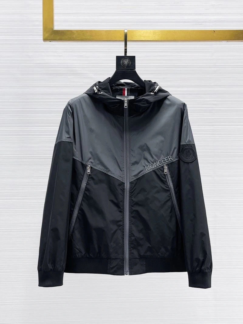Moncler Outwear ModernLook 140737