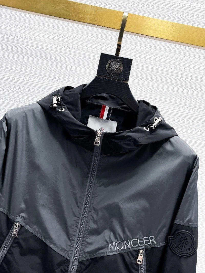 Moncler Outwear ModernLook 140737