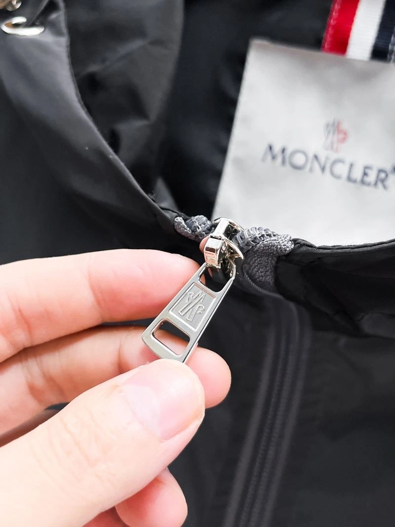 Moncler Outwear ModernLook 140737
