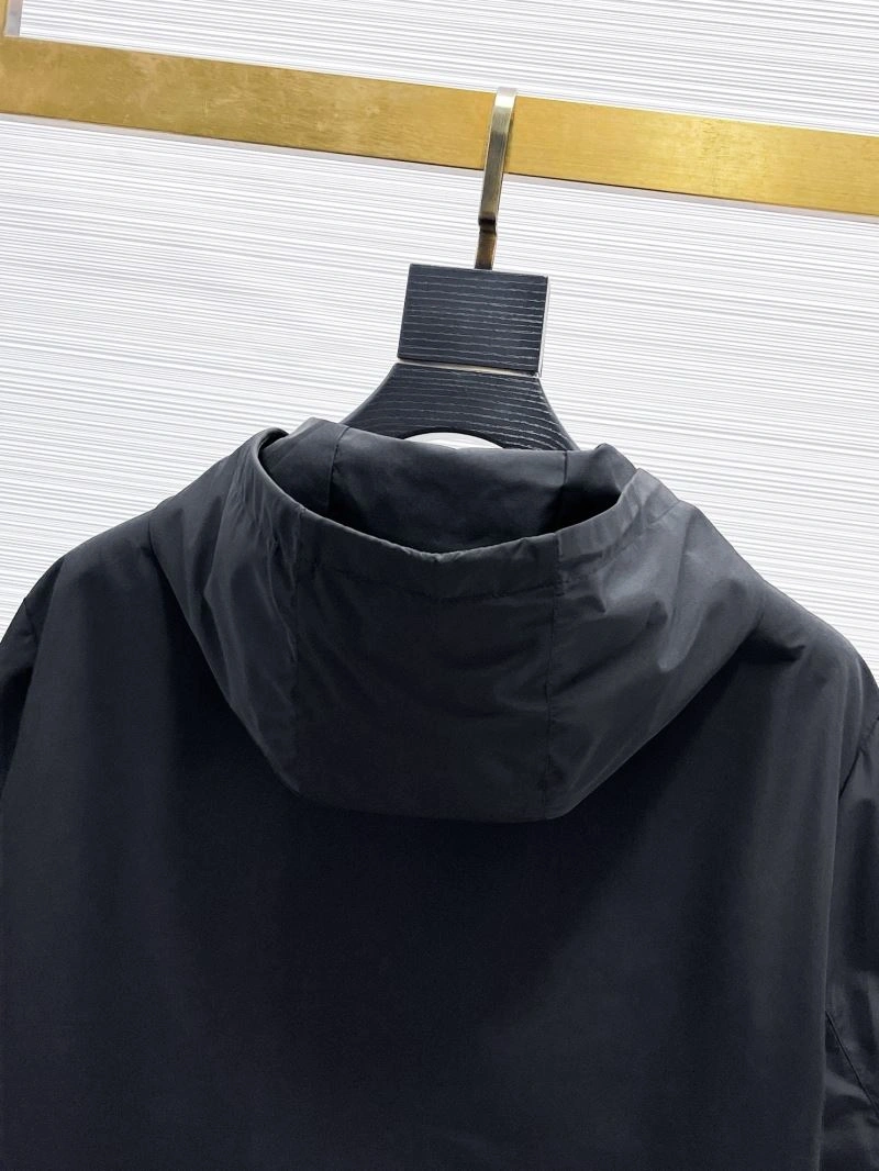 Moncler Outwear SoftTouch 140734