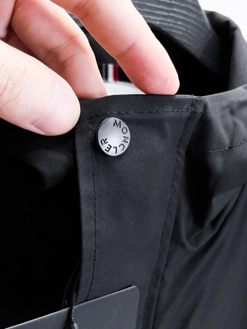 Durable Moncler Outwear 140729
