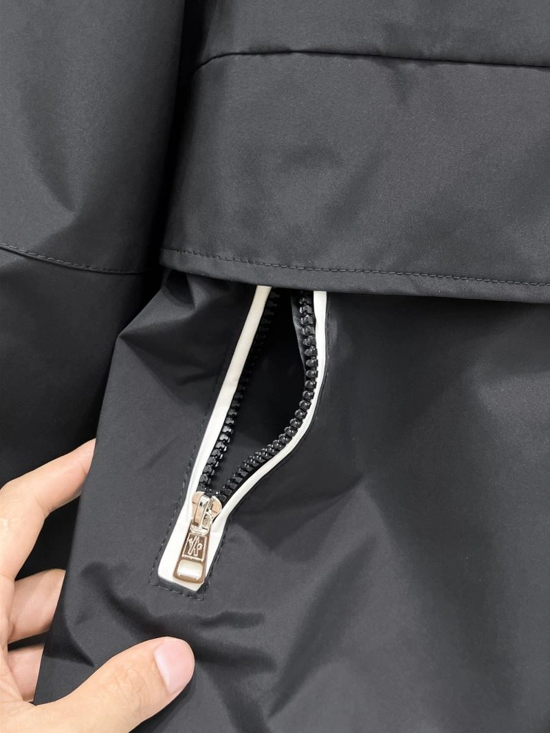 Unique Moncler Outwear 140722