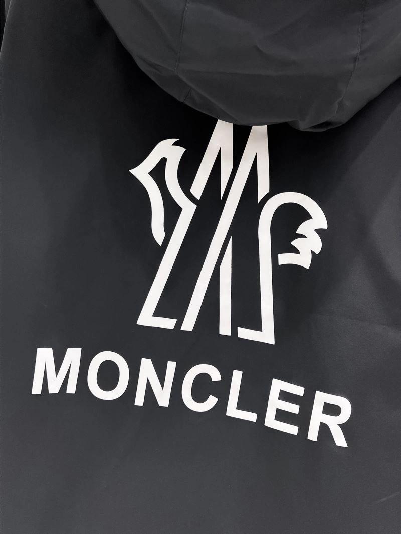 Unique Moncler Outwear 140722