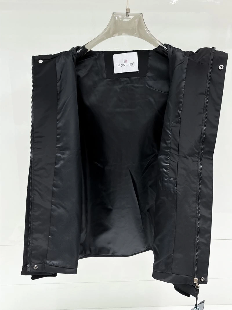 Unique Moncler Outwear 140722