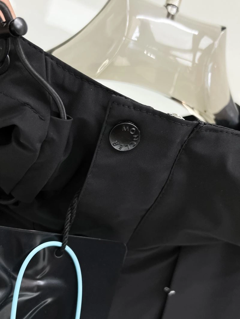 Unique Moncler Outwear 140722