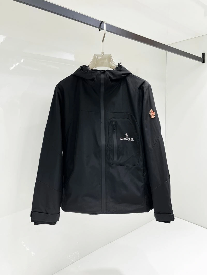 Chic Moncler Outwear 140716