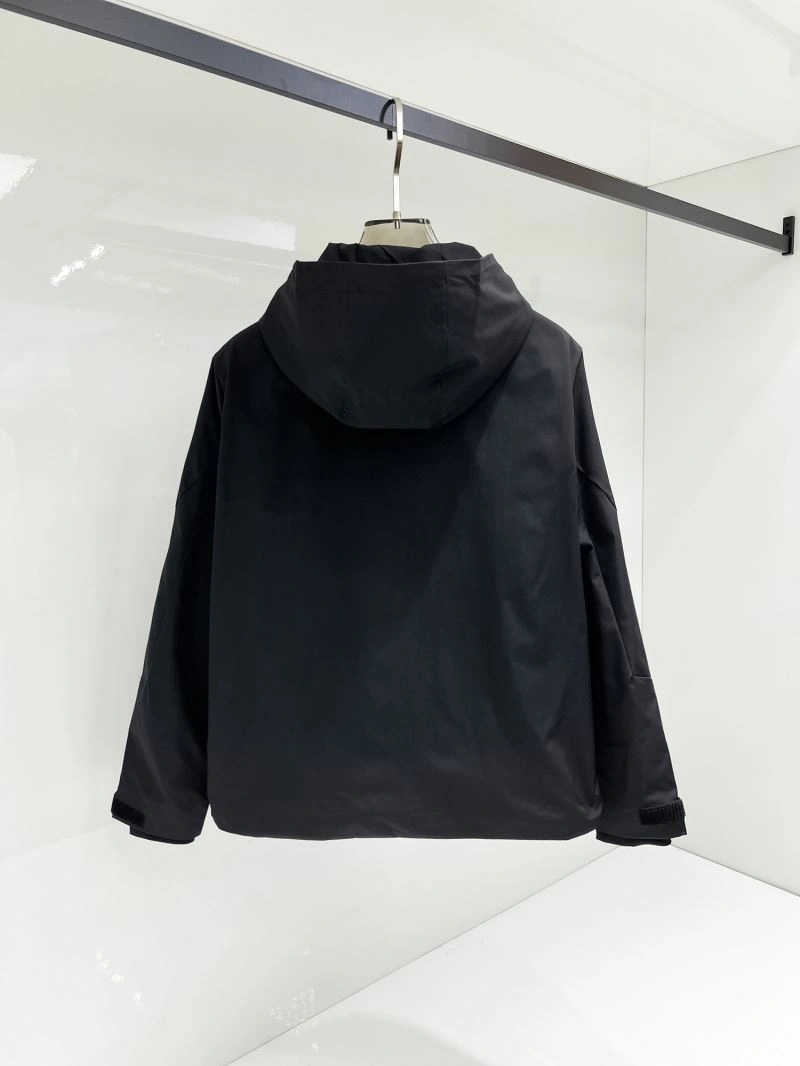 Chic Moncler Outwear 140716