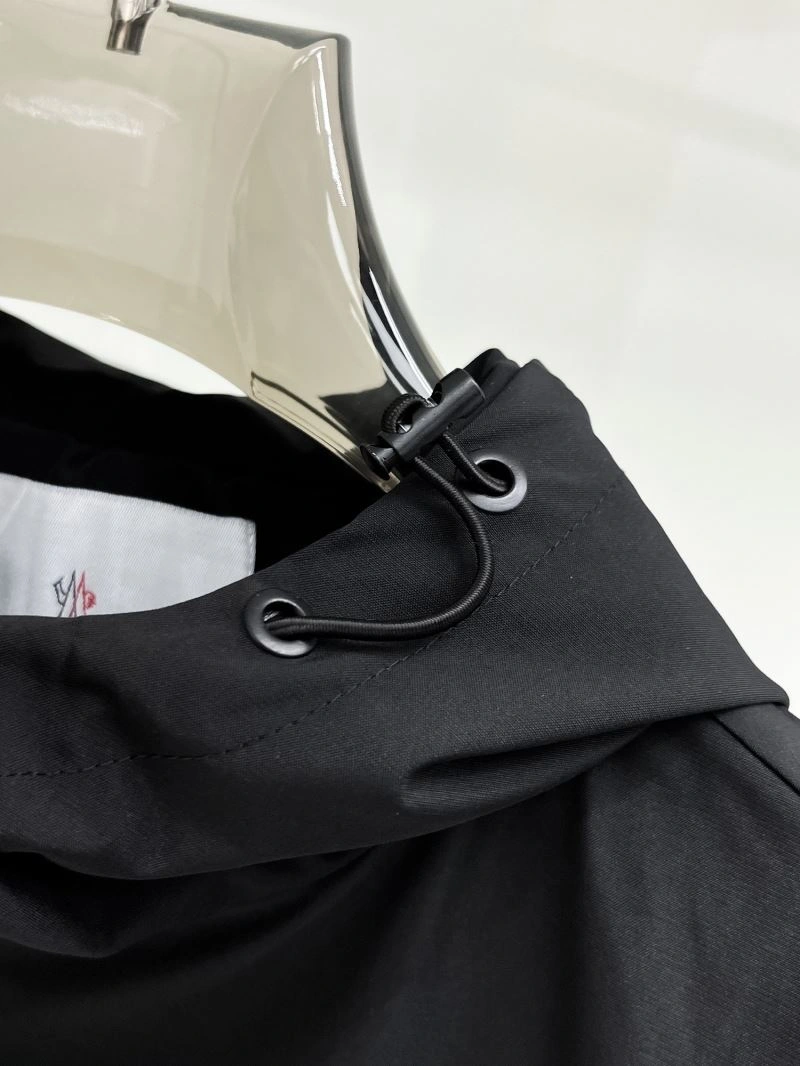 Chic Moncler Outwear 140716