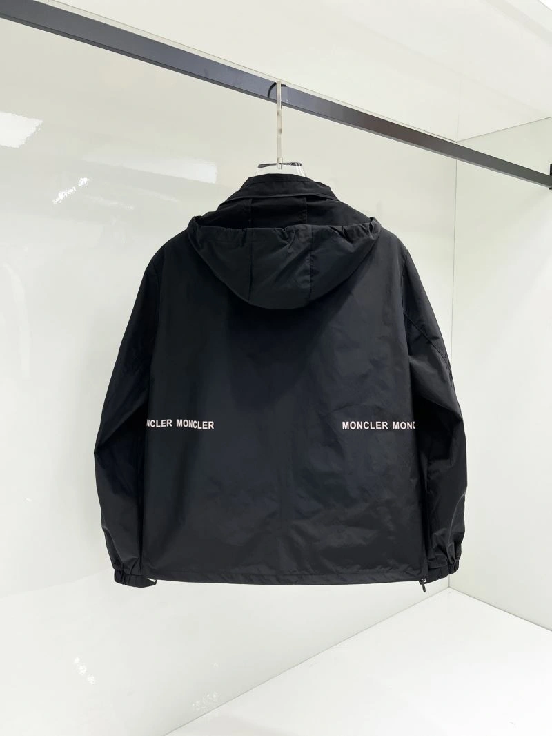 Moncler Outwear ZipUp 140720