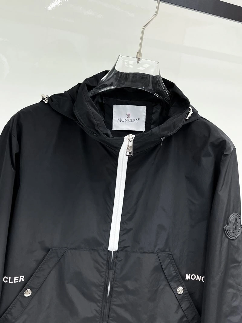 Moncler Outwear ZipUp 140720
