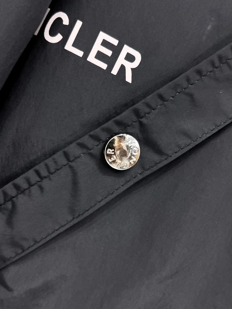 Moncler Outwear ZipUp 140720