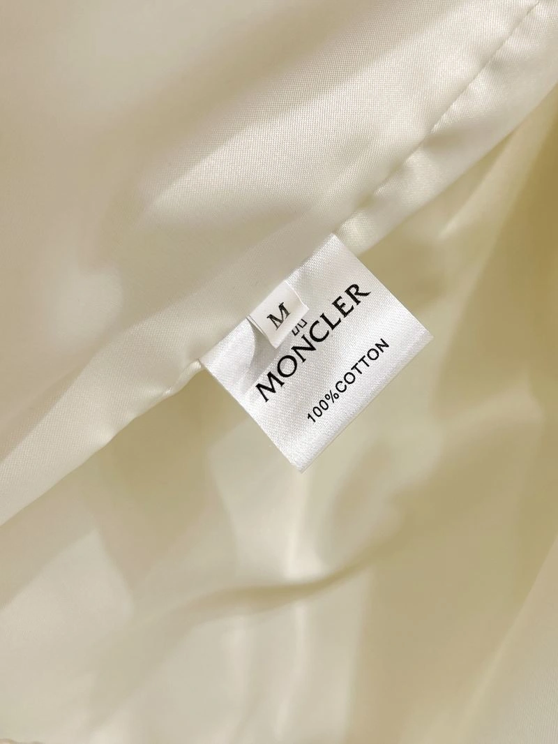 Sustainable Moncler Outwear 140709