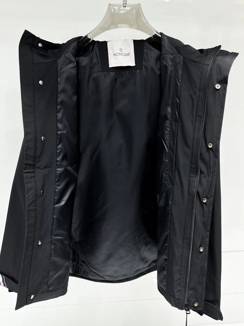 Moncler Outwear Elegant 140718