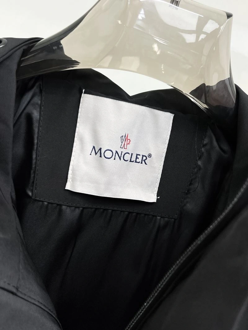 Moncler Outwear Elegant 140718