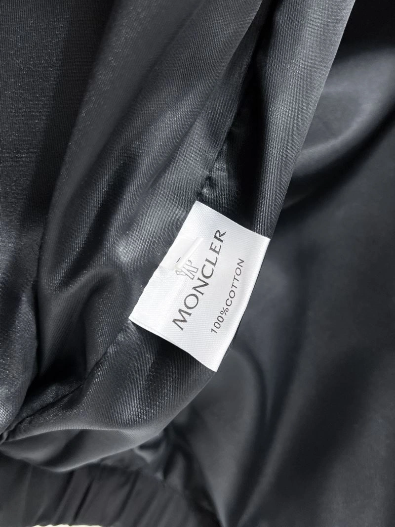 Moncler Outwear TimelessDesign 140713
