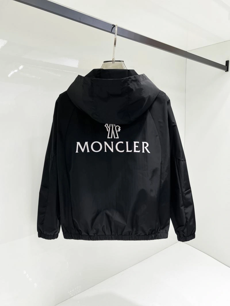 Moncler Outwear TimelessDesign 140713