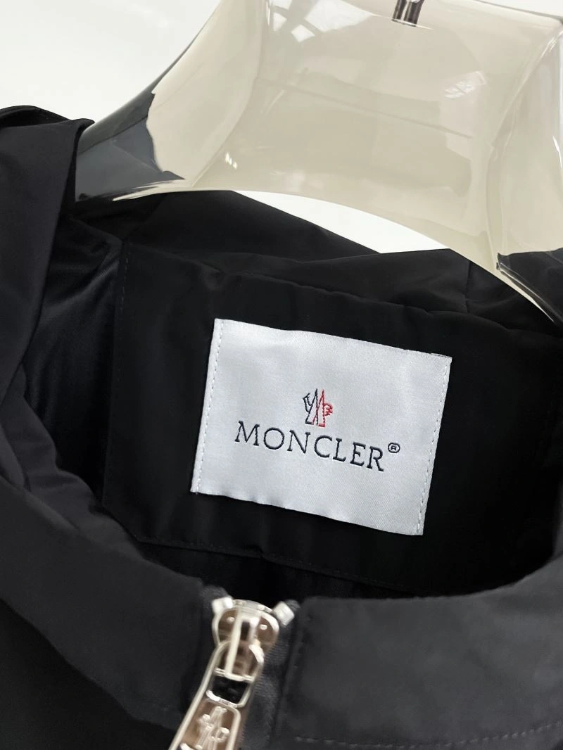 Moncler Outwear TimelessDesign 140713