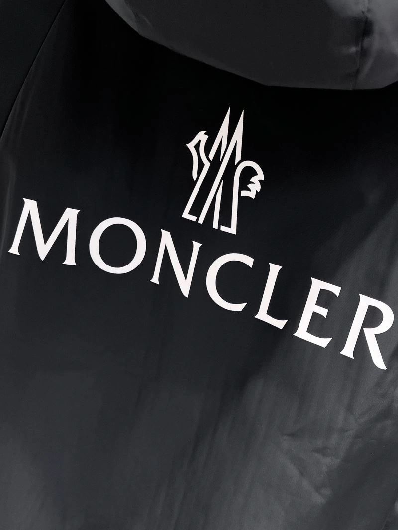 Moncler Outwear TimelessDesign 140713