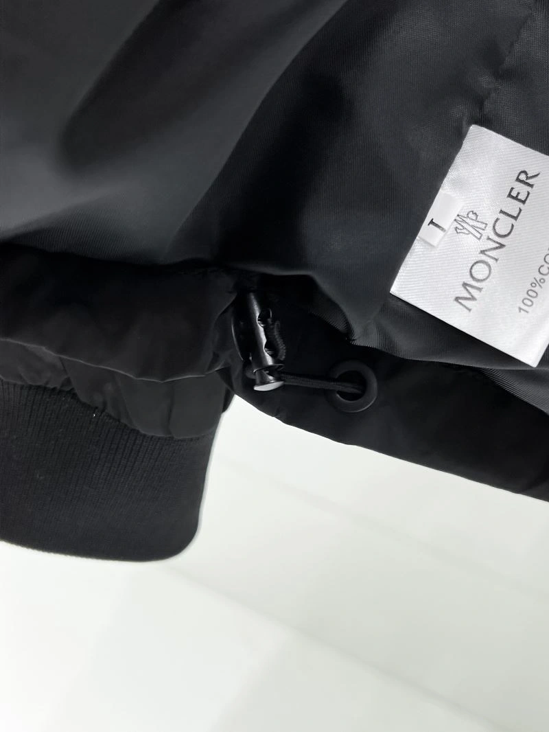 Moncler Outwear Classic 140705
